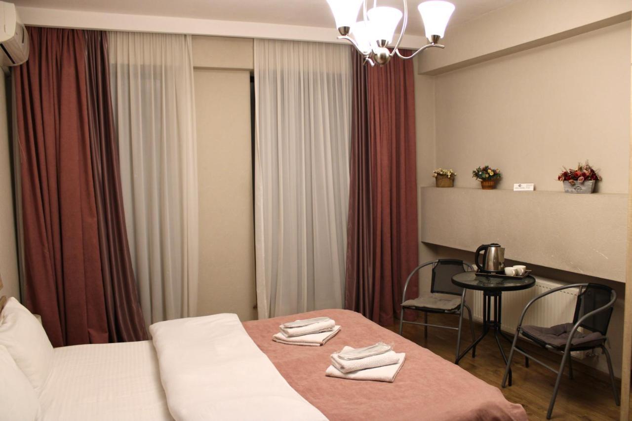 Tiflis Great View Hotel Екстериор снимка