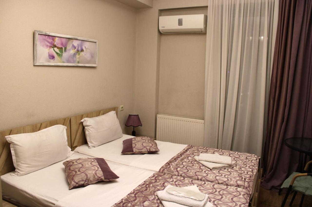 Tiflis Great View Hotel Екстериор снимка